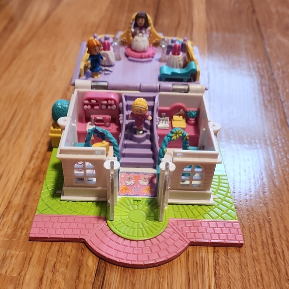 Vintage Bluebird Polly Pocket - Bridal Salon